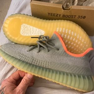Yeezy 350 Desert Sage size 10.5